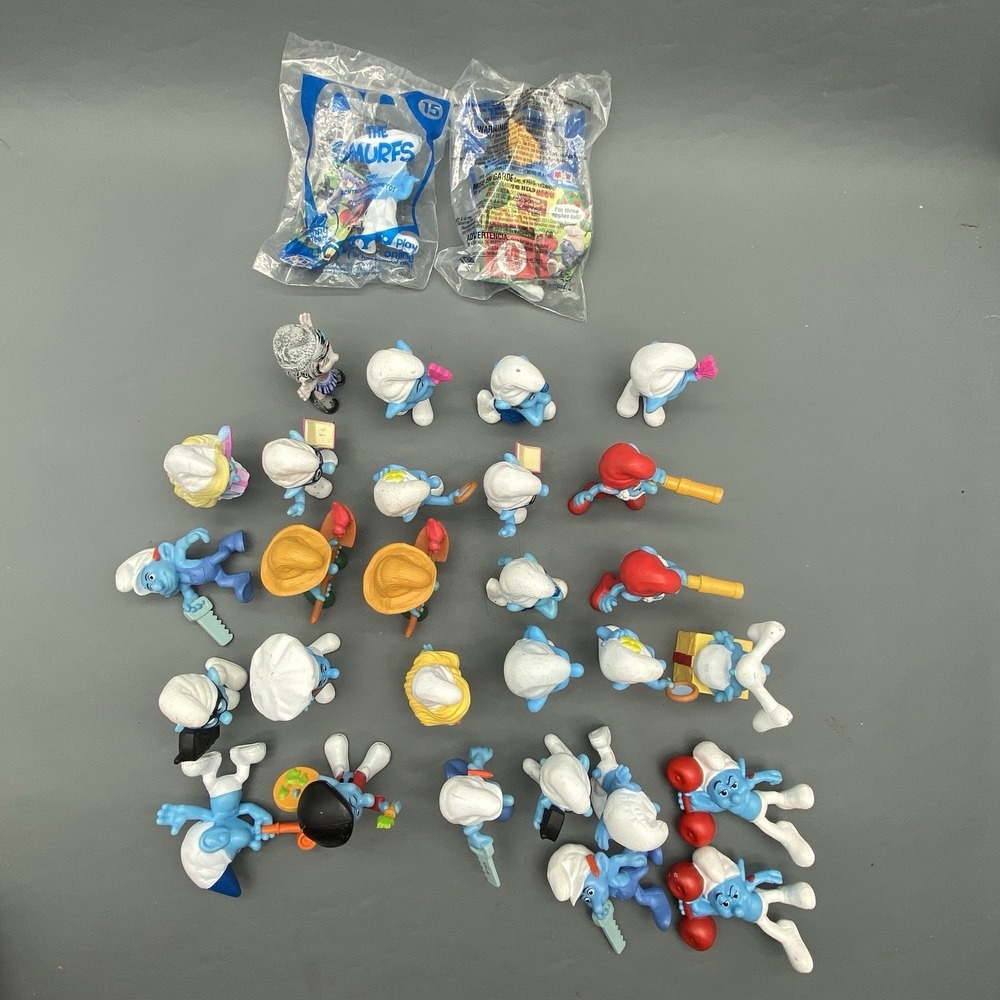 2011-2013 McDonalds Lot Of 31 Smurfs Hefty, Smurfette Figurine Many Duplicates - Picture 6 of 14